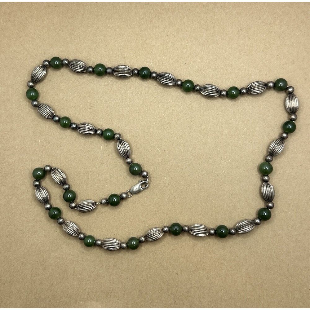 Vintage Estate Rare Stunning Sterling Silver Green Jade Jadeite Bead Necklace